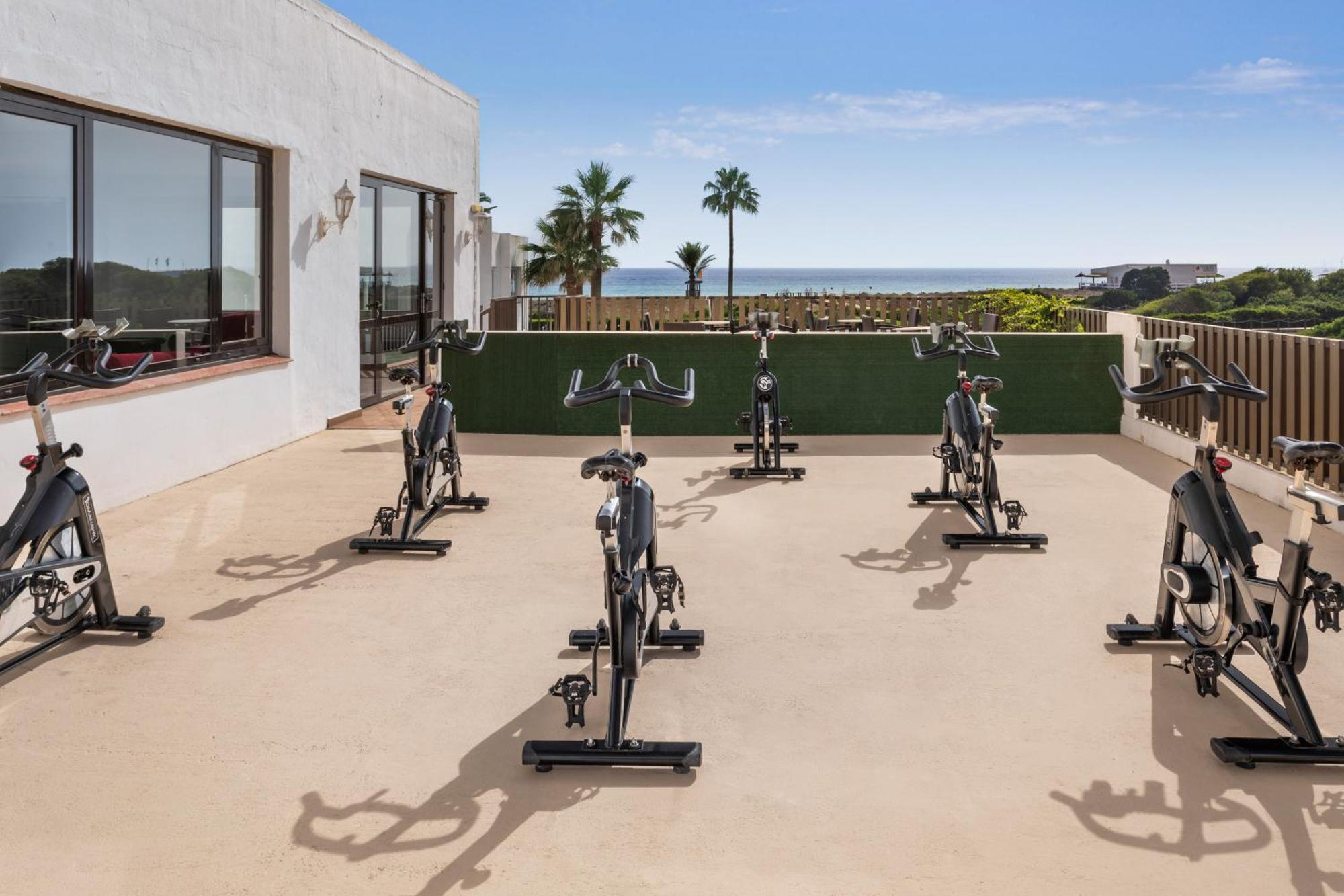 Sol Milanos Pingueinos Hotel Son Bou Bagian luar foto