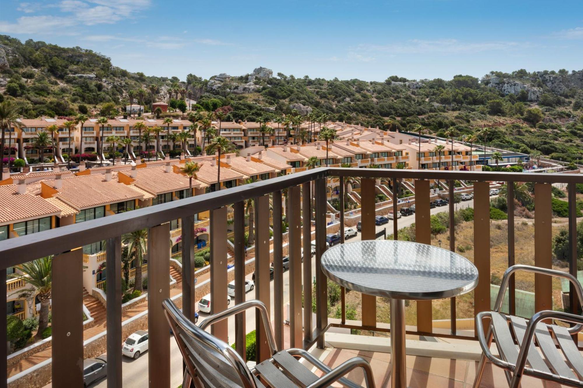 Sol Milanos Pingueinos Hotel Son Bou Bagian luar foto